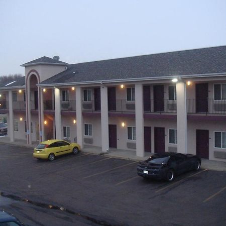 Townhouse Inn & Suites Omaha Kültér fotó