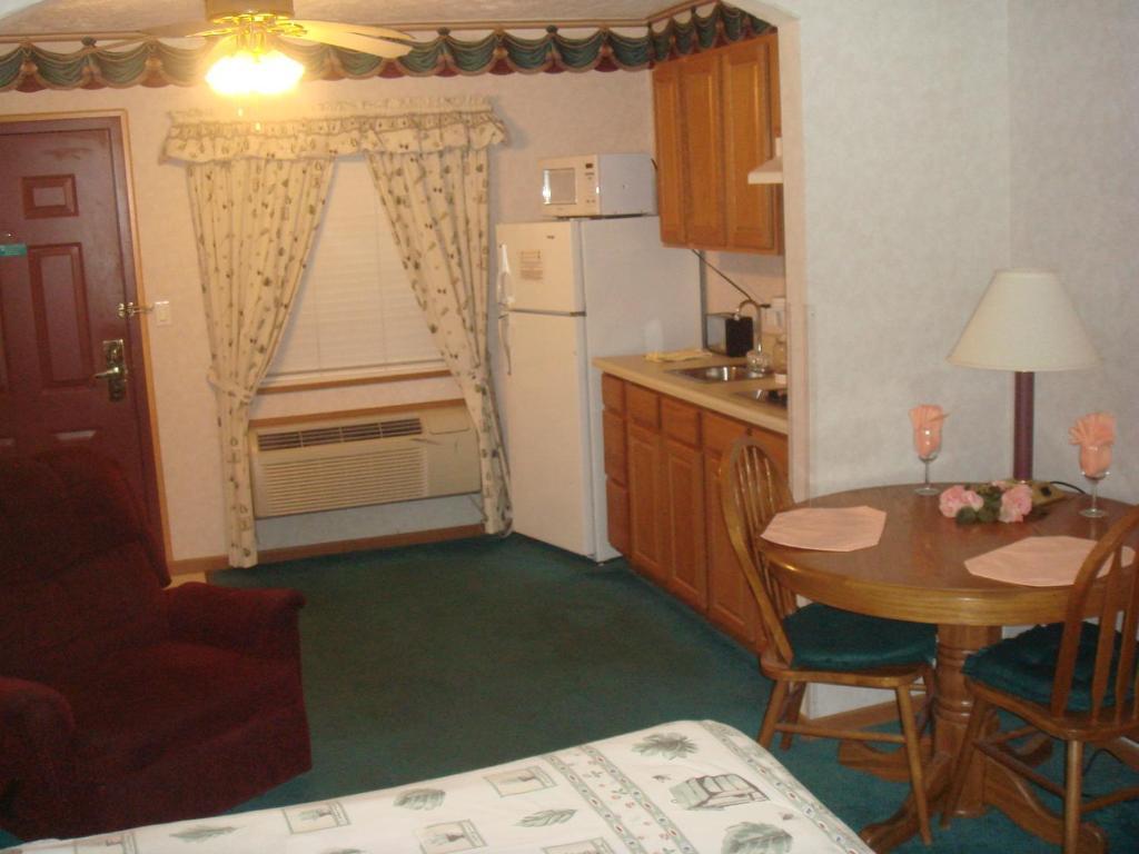 Townhouse Inn & Suites Omaha Szoba fotó
