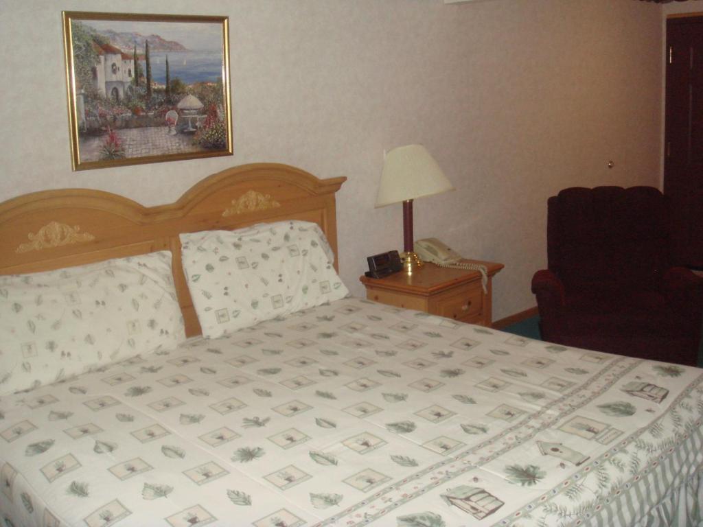 Townhouse Inn & Suites Omaha Szoba fotó
