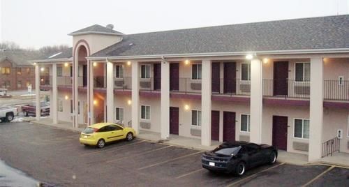 Townhouse Inn & Suites Omaha Kültér fotó